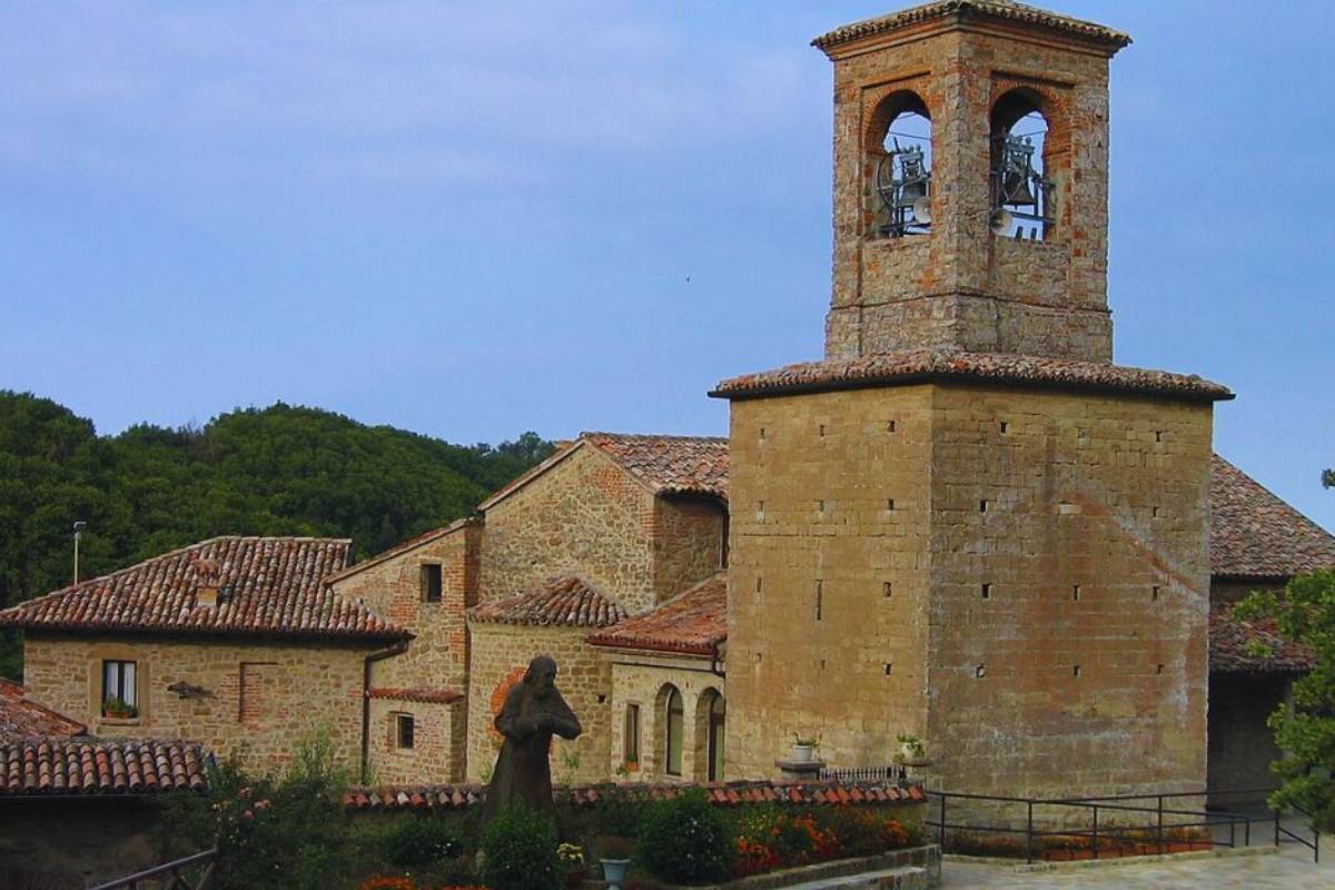 Eremo di Sant’Alberto di Butrio: Celebrazione di Sant’Antonio Abate tra Spiritualità e Tradizione